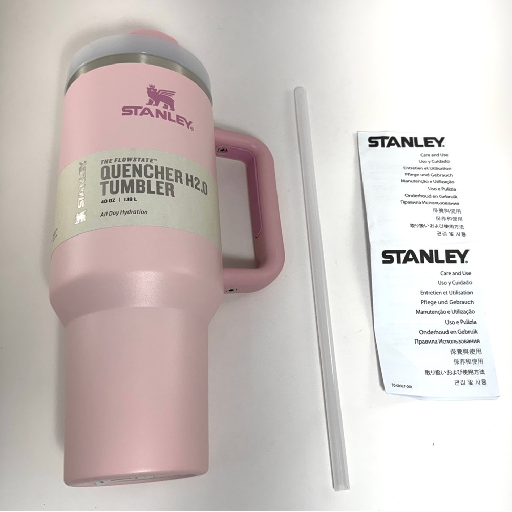 💖 Stanley Quencher H2.0 Tumbler in Soft Pink, 40 oz, NWT - Picture 3 of 12